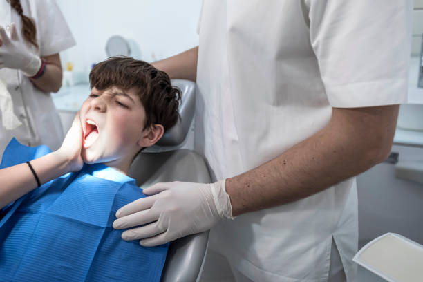 Best Emergency Wisdom Tooth Extraction in Camp Swift, TX